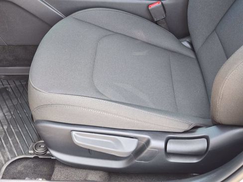 New 2026 Kia K4 FWD image 19