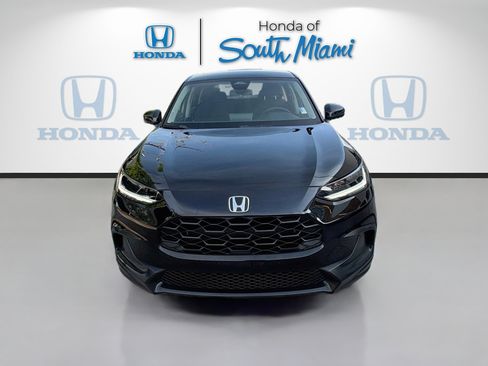 Certified 2023 Honda HR-V LX image 2