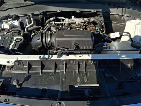 Used 2022 Ford Explorer XLT w/ Equipment Group 202A image 28