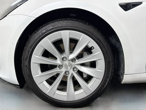 Used 2022 Tesla Model 3 Standard Range image 36