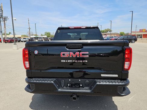 New 2026 GMC Sierra 1500 Elevation image 4