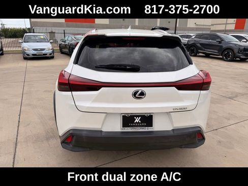 Used 2019 Lexus UX 200 w/ Accessory Package 2 FWD image 3