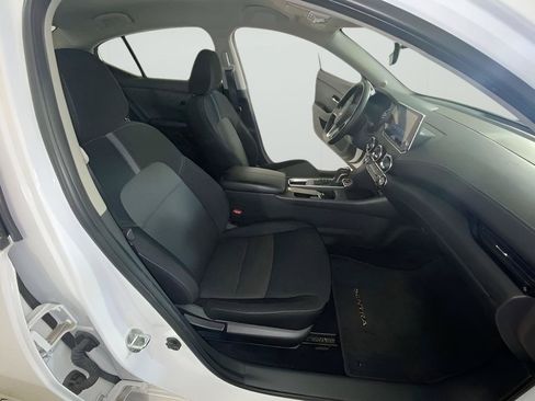 Used 2024 Nissan Sentra SV FWD image 38