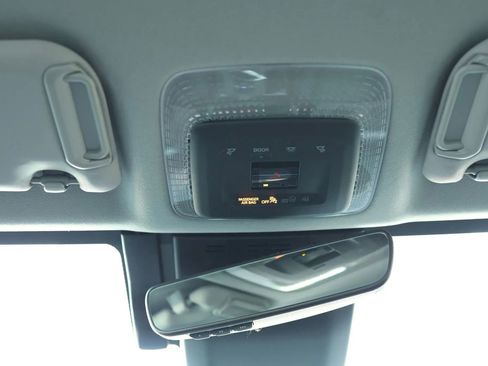 Used 2024 Toyota Prius XLE image 34