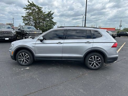 Used 2021 Volkswagen Tiguan SEL AWD/4WD image 6