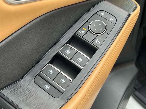 Used 2022 Nissan Rogue Platinum w/ Head-Up Display Package image 19