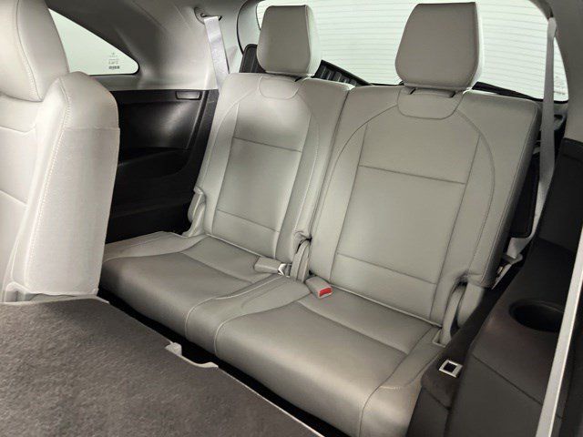 Used 2020 Acura MDX SH-AWD image 46