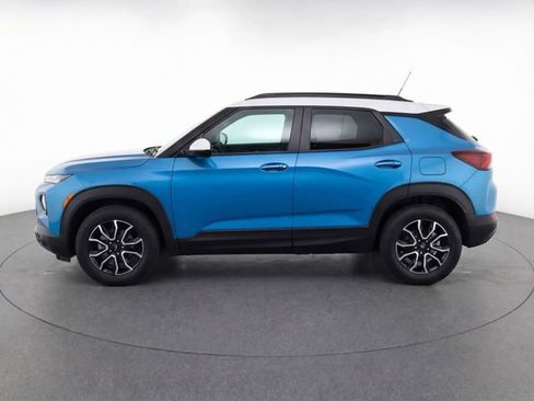 Used 2025 Chevrolet TrailBlazer ACTIV w/ Convenience Package image 6