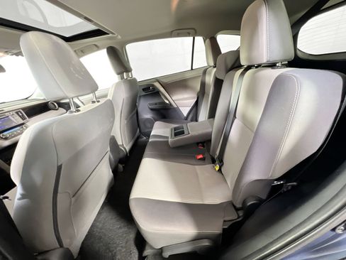 Used 2013 Toyota RAV4 XLE image 23