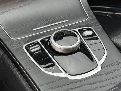Used 2019 Mercedes-Benz C 300 4MATIC Sedan image 35