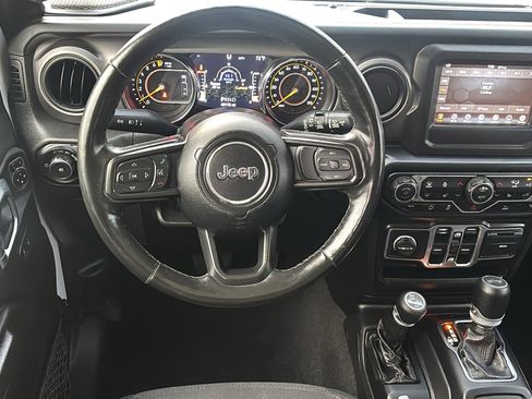 Used 2022 Jeep Wrangler Unlimited Sport image 17