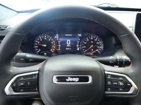 Used 2023 Jeep Compass Trailhawk w/ Sun and Sound Group AWD/4WD image 39