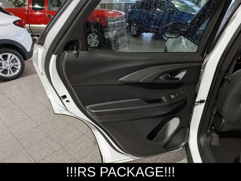 Used 2023 Chevrolet TrailBlazer RS w/ Convenience Package FWD image 20