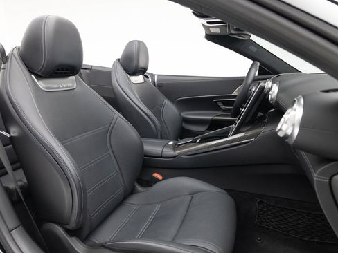 Used 2022 Mercedes-Benz SL 63 AMG 4MATIC w/ AMG Aerodynamic Package image 4