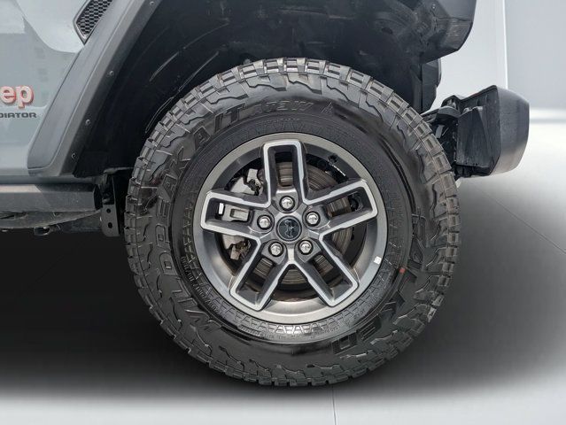 Certified 2026 Jeep Gladiator Mojave AWD/4WD image 10