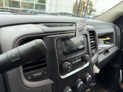 Used 2018 RAM 3500 Tradesman image 13