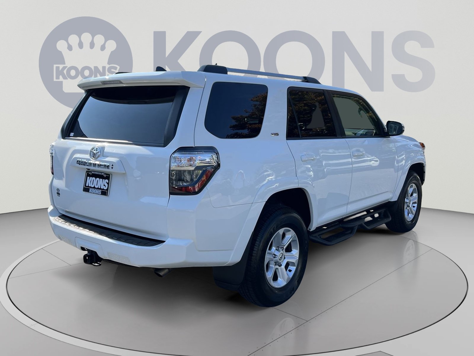 Used 2024 Toyota 4Runner SR5 Premium w/ Moonroof Package AWD/4WD image 7