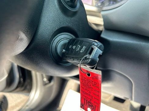 Used 2020 Hyundai Kona SE FWD image 19