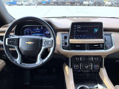Used 2022 Chevrolet Tahoe Premier AWD/4WD image 12