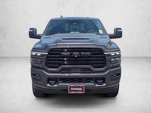 New 2026 RAM 2500 Laramie AWD/4WD image 5