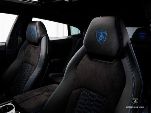 Used 2024 Lamborghini Urus S AWD/4WD image 31