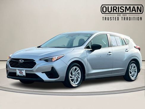 Certified 2025 Subaru Impreza 2.0i image 2