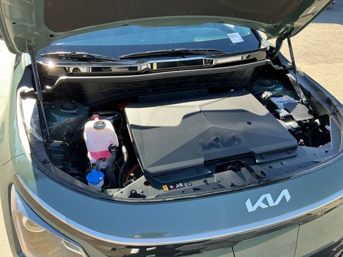 Used 2023 Kia Niro Wind image 23