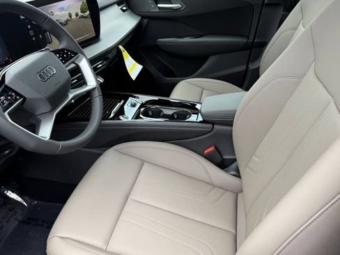 New 2026 Audi Q3 quattro 2.0T AWD/4WD image 10