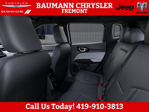New 2026 Jeep Compass Limited AWD/4WD image 23