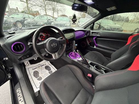 Used 2013 Scion FR-S 10 Series image 18