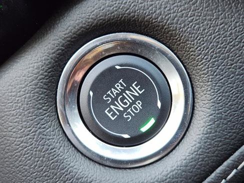 Used 2024 Chevrolet Colorado LT w/ LT Convenience Package II image 17