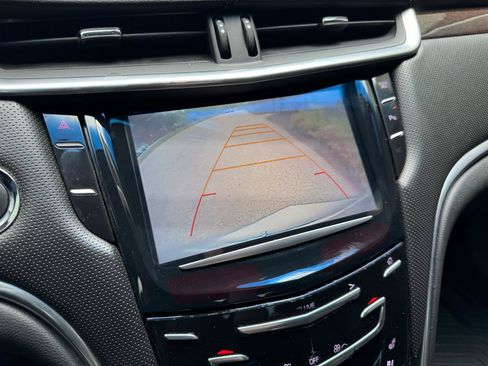 Used 2017 Cadillac XTS Luxury image 17