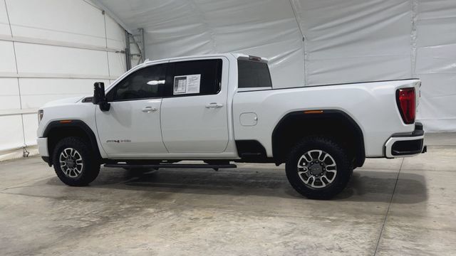 Used 2022 GMC Sierra 2500 AT4 AWD/4WD image 2