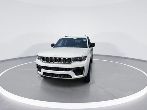 New 2026 Jeep Grand Cherokee L Limited AWD/4WD image 3