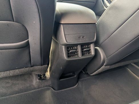 Certified 2025 Chevrolet Equinox LT w/ Convenience Package II AWD/4WD image 31