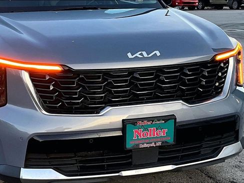 Used 2024 Kia Sorento S image 29