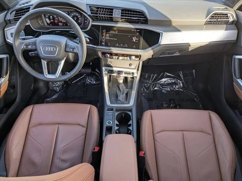 Certified 2025 Audi Q3 2.0T Premium w/ Convenience Package image 14