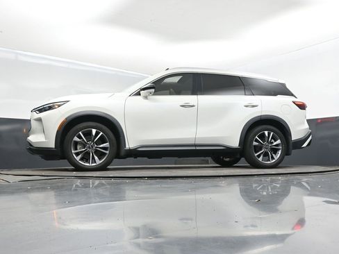 Certified 2023 INFINITI QX60 Luxe w/ Cargo Package image 42