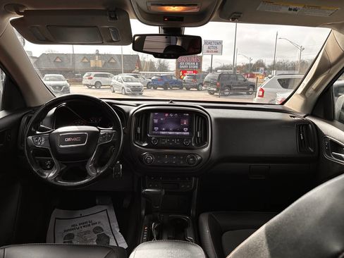 Used 2015 GMC Canyon SLE w/ All-Terrain Package image 16