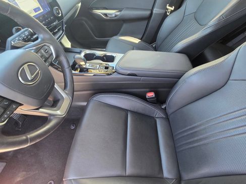 Used 2024 Lexus NX 250 FWD image 14