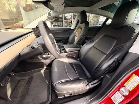 Used 2020 Tesla Model 3 Standard Range Plus image 12