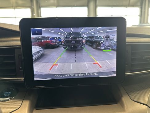 Used 2023 Ford Explorer XLT w/ Equipment Group 202A image 33