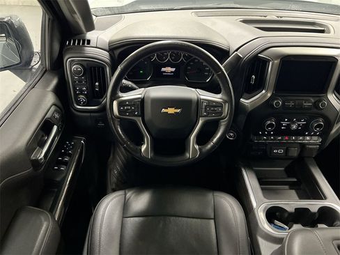 Used 2022 Chevrolet Silverado 1500 LTZ image 19