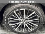 Certified 2025 Lexus ES 300h w/ Premium Package image 5