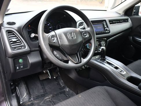 Used 2018 Honda HR-V LX image 31
