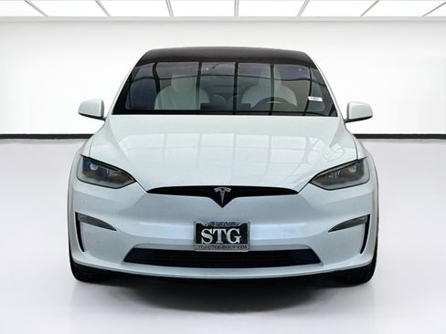 Used 2023 Tesla Model X AWD/4WD image 2
