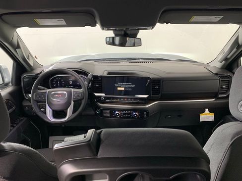 New 2026 GMC Sierra 1500 SLE image 23
