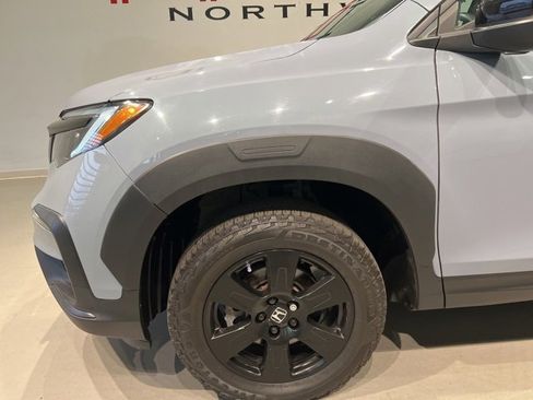 Used 2022 Honda Pilot TrailSport image 8