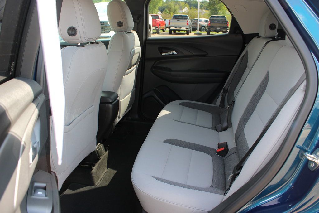 Used 2021 Chevrolet TrailBlazer LT w/ Convenience Package FWD image 33