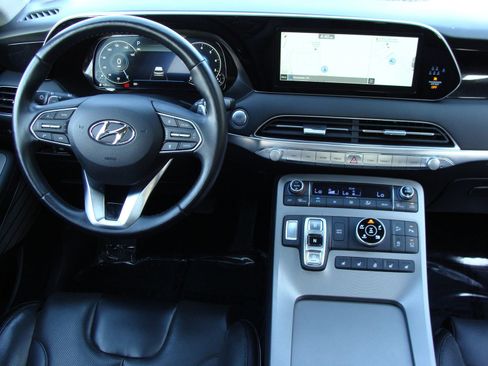 Used 2022 Hyundai Palisade Limited w/ Cargo Package image 9
